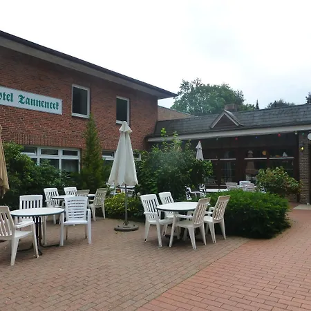 Tanneneck Hotel