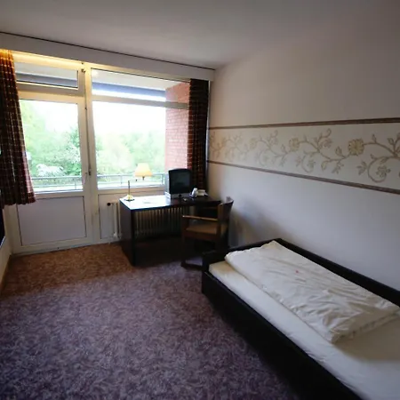 Tanneneck 2* Bad Bramstedt