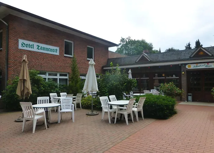 Tanneneck Hotel